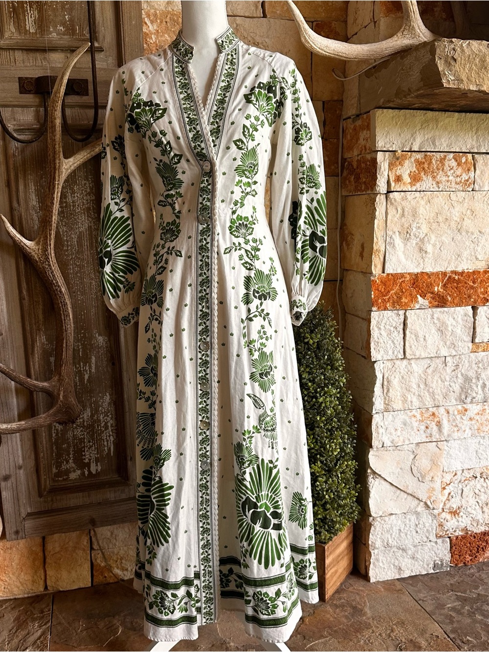 FARM Rio White Maxi Dress with Green Floral Print - Picture 3 of 6